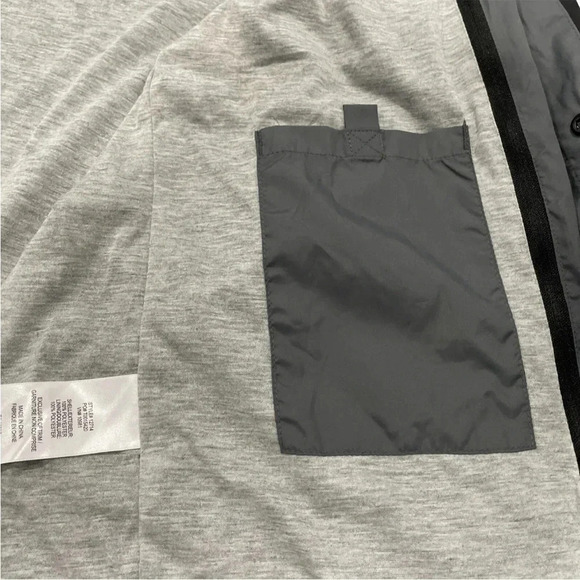 Roots 73 Hargrave bomber jacket Men’s Size Large Lightweight Snaps Black Grey - Picture 6 of 8